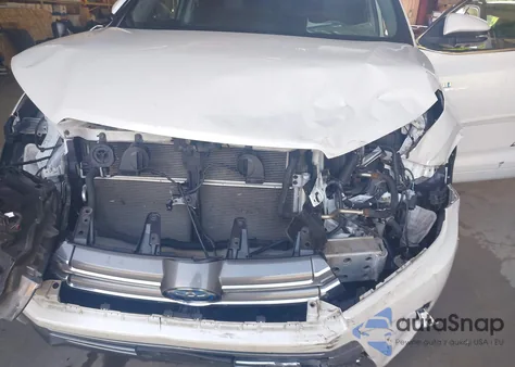 2019 Toyota Highlander Hybrid Limited Platinum z USA, uszkodzony, nr VIN 5TDDGRFH9KS052502